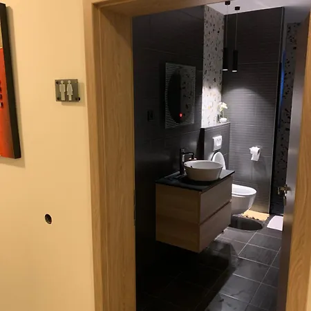 With Balcony And Sea View Ζαντάρ