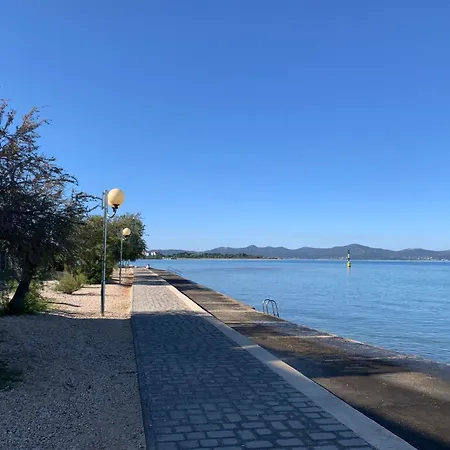 With Balcony And Sea View Ζαντάρ