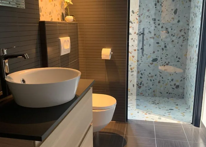 With Balcony And Sea View Pansiyon Zadar