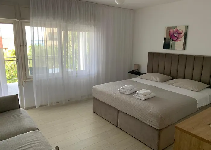 With Balcony And Sea View *